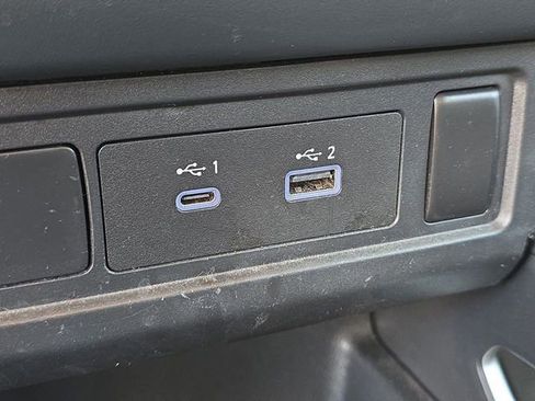 Used 2022 Nissan Frontier SV image 26