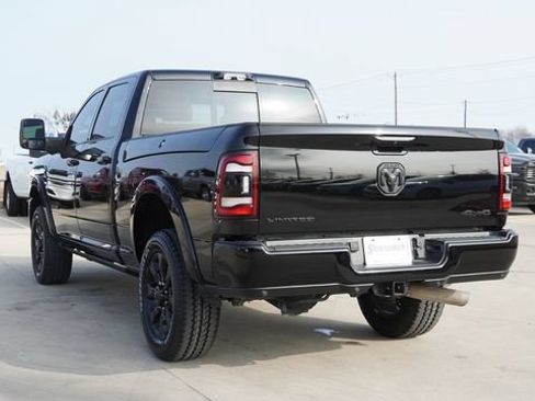 Used 2024 RAM 2500 Limited AWD/4WD image 7