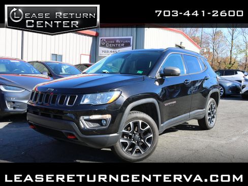 Used 2020 Jeep Compass Trailhawk image 1