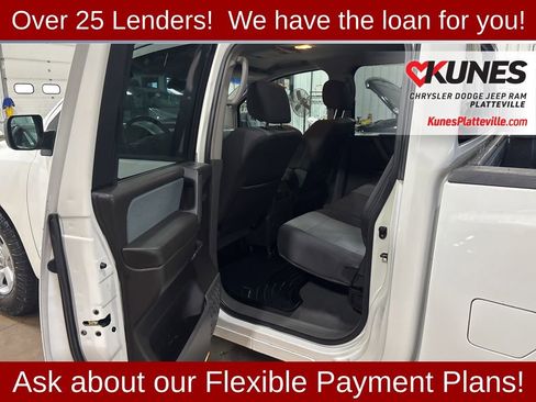 Used 2006 Nissan Titan SE image 15