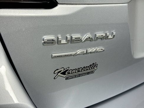 Used 2025 Subaru Outback Premium AWD/4WD image 27