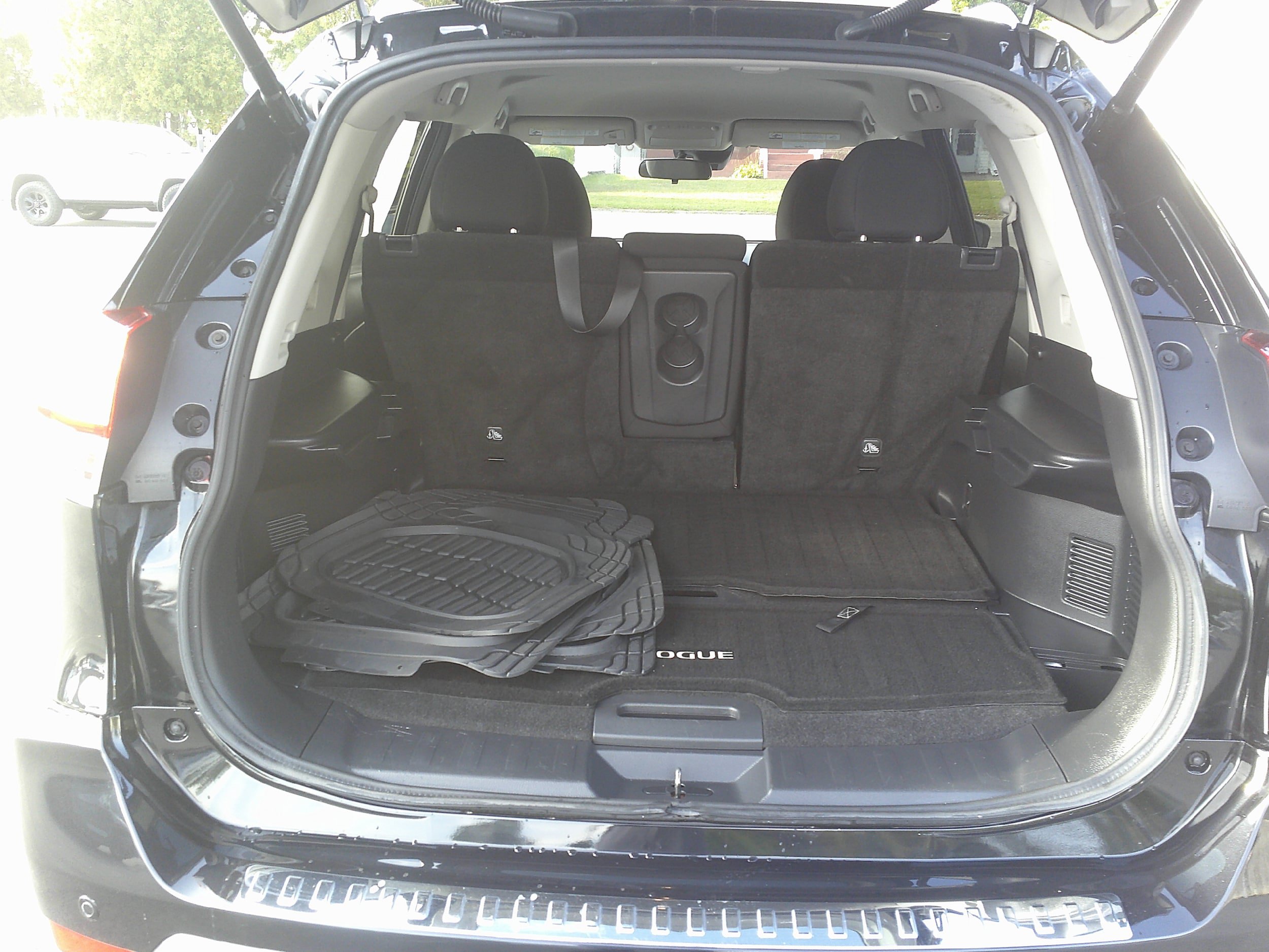 Used 2019 Nissan Rogue SV w/ Premium Package AWD/4WD image 24