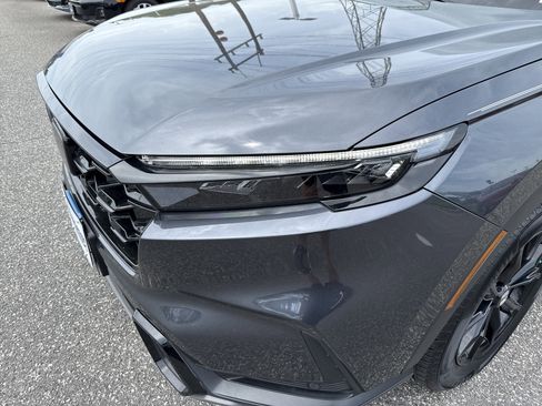 Certified 2025 Honda CR-V Sport-L image 6