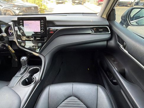 Used 2021 Toyota Camry SE w/ Carpet Mat Package (TMS) image 34