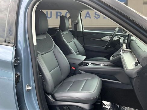 New 2026 Ford Explorer Active w/ Active Comfort Package image 11
