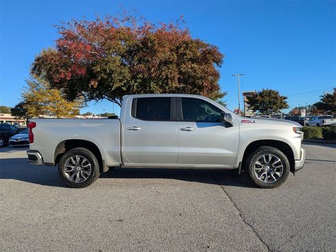 Used 2019 Chevrolet Silverado 1500 RST image 8