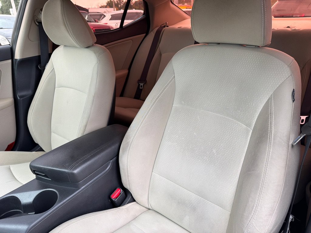 Used 2012 Kia Optima LX FWD image 22