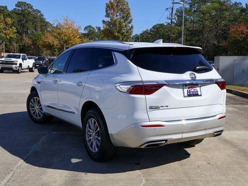 Certified 2023 Buick Enclave Essence image 2