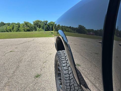 Used 2018 RAM 2500 Laramie w/ Sport Appearance Group AWD/4WD image 27