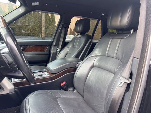 Used 2018 Land Rover Range Rover Supercharged image 4