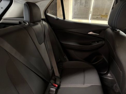 Used 2025 Buick Encore GX Preferred AWD/4WD image 36