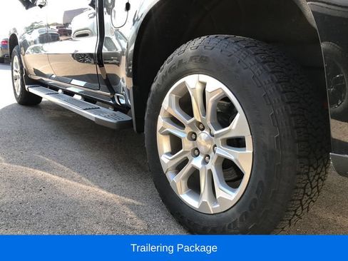 Used 2023 Chevrolet Silverado 1500 LTZ AWD/4WD image 12