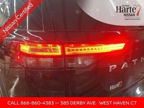 Certified 2025 Nissan Pathfinder SV w/ SV Premium Package image 16