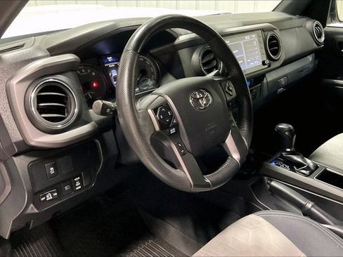 Certified 2022 Toyota Tacoma TRD Sport w/ Technology Package image 15