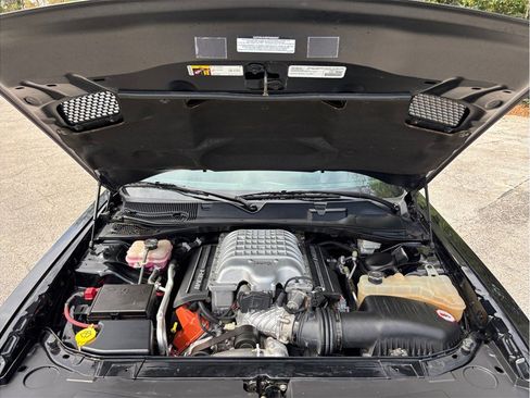 Used 2015 Dodge Challenger SRT Hellcat RWD image 45