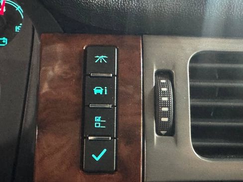 Used 2008 Chevrolet Tahoe LT w/ LT Preferred Equipment Group RWD image 22