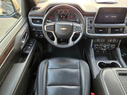Certified 2021 Chevrolet Suburban LT w/ Rear Media and Nav Package image 7