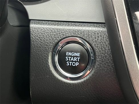 Used 2022 Toyota Camry XSE image 24