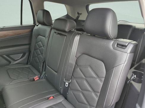 New 2026 Volkswagen Atlas SE image 23