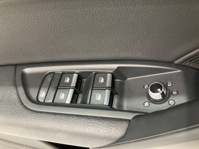 Used 2018 Audi Q5 2.0T Premium Plus w/ Premium Plus Package AWD/4WD image 39