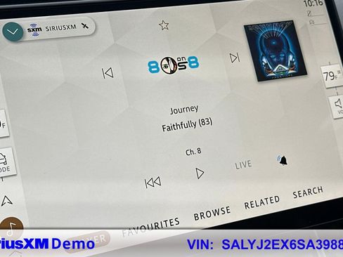 Certified 2025 Land Rover Range Rover Velar S image 37