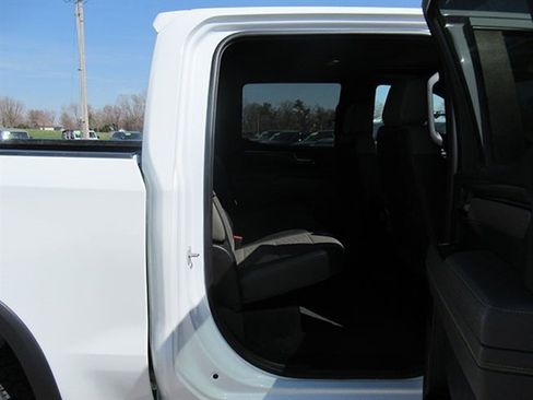 Used 2022 Chevrolet Silverado 1500 ZR2 w/ Technology Package image 14