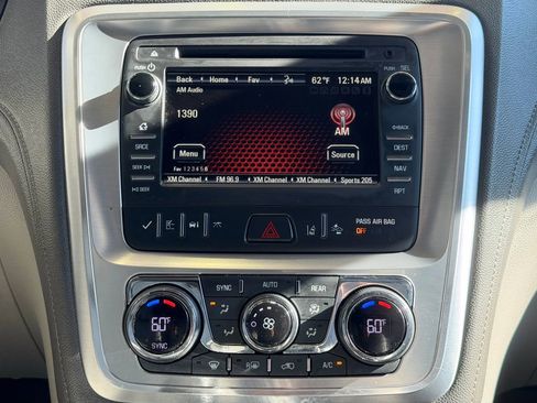 Used 2016 GMC Acadia SLT w/ Open Road Package image 16