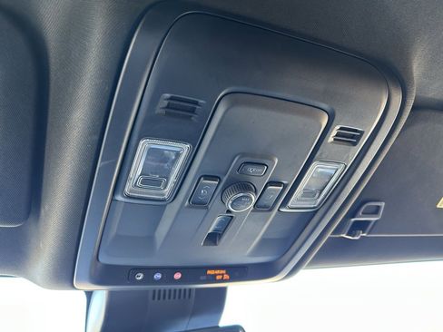 Certified 2025 GMC Yukon Denali image 64