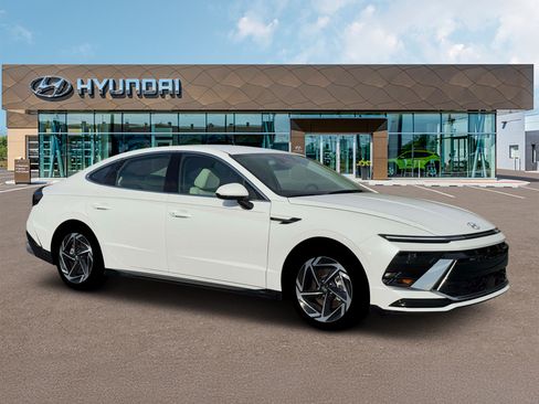 New 2026 Hyundai Sonata SEL FWD image 10