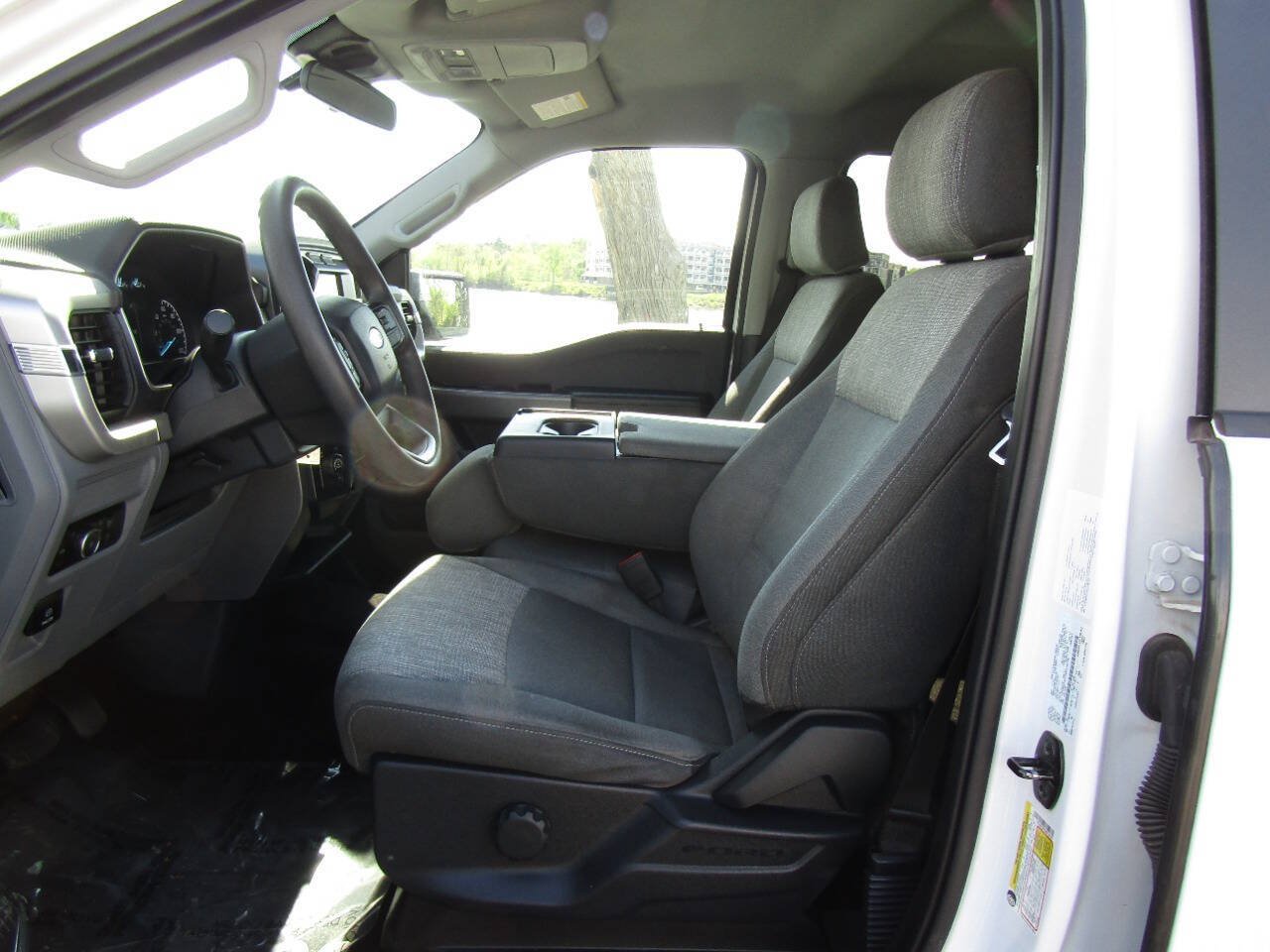 Used 2022 Ford F150 XLT AWD/4WD image 11