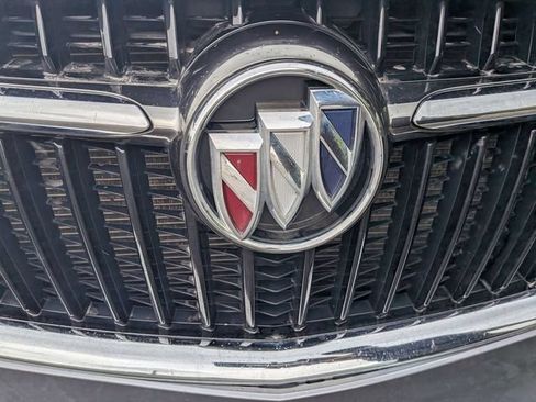 Used 2021 Buick Enclave Essence w/ Trailering Package, 5000 lbs. AWD/4WD image 9