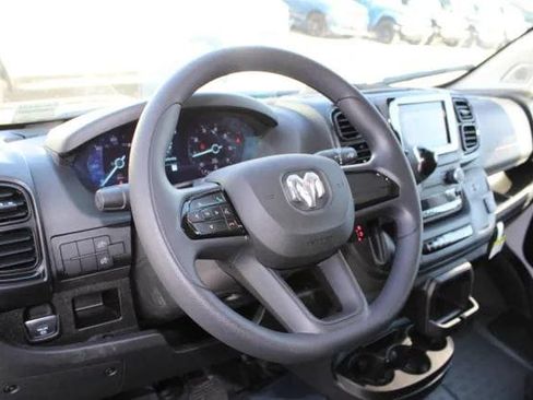 New 2025 RAM ProMaster 2500 w/ Convenience Group FWD image 15