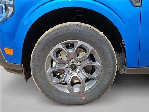 New 2025 Ford Maverick XLT image 10