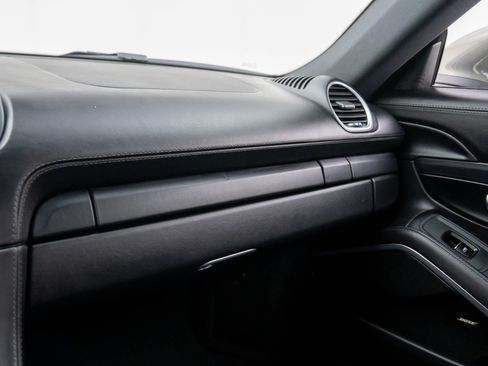 Certified 2021 Porsche 718 Cayman image 25