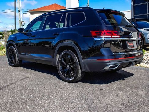 Used 2023 Volkswagen Atlas SE w/ Black Wheel Package AWD/4WD image 4