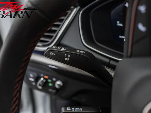 Used 2024 Audi SQ5 Prestige image 36