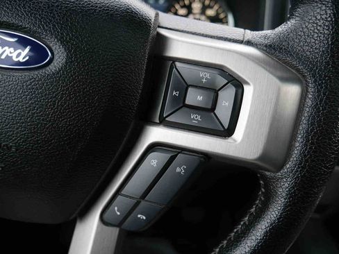 Used 2015 Ford F150 Platinum w/ Equipment Group 701A Luxury image 50