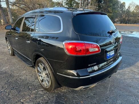 Used 2017 Buick Enclave Leather image 3