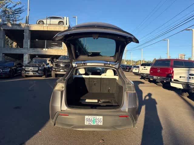 Used 2026 Tesla Model Y AWD image 9