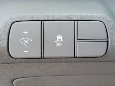 New 2026 Hyundai Elantra Sport FWD image 19