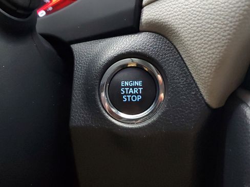 Certified 2021 Toyota RAV4 XLE image 30