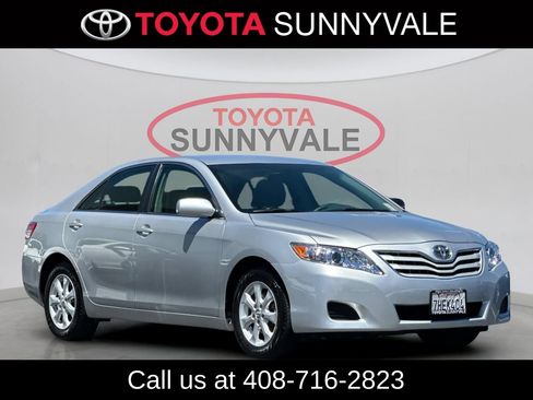 Used 2011 Toyota Camry LE w/ LE Extra-Value Pkg FWD image 10