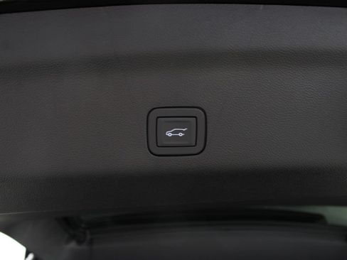 New 2026 GMC Yukon XL AT4 Ultimate AWD/4WD image 27