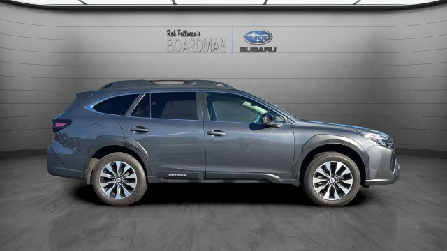 Used 2023 Subaru Outback Limited AWD/4WD image 3
