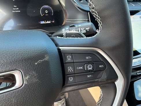 New 2026 Jeep Grand Cherokee Limited image 24