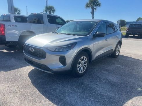 Used 2023 Ford Escape Active FWD image 7