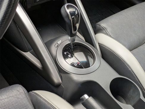 Used 2016 Hyundai Veloster Turbo image 22