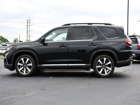Used 2024 Honda Pilot Elite image 4