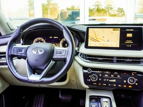 Certified 2023 INFINITI QX60 Sensory w/ Vision Package image 16