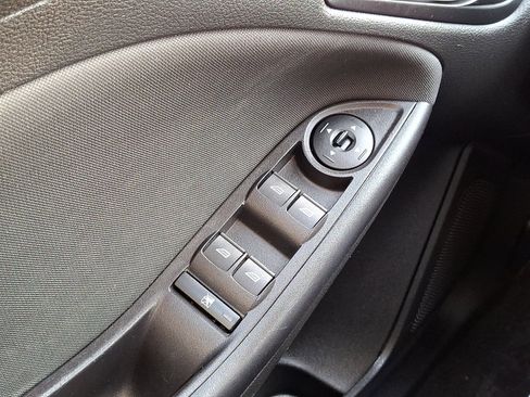 Used 2016 Ford Focus SE image 25